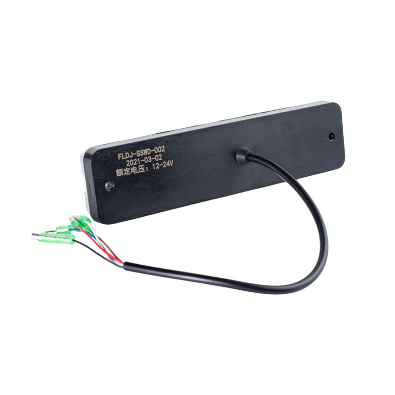 FLDJ-SSWD-004 IP65 5W DC12-24V ইন্টিগ্রেটেড 3-কালার এলইডি রিয়ার কম্বিনেশন টেল লাইট